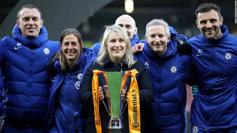 Emma Hayes: Women's football 'very similar' to men's at Chelsea