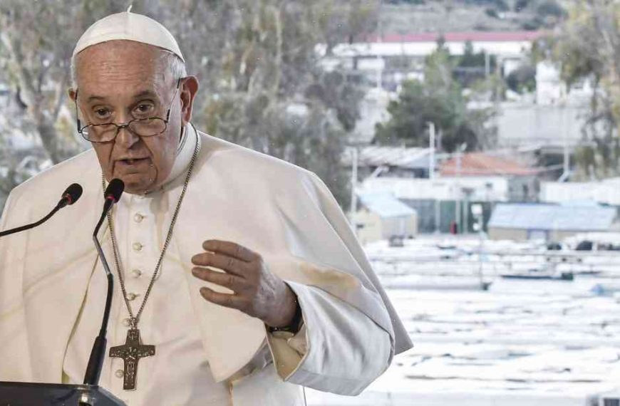 Pope: boat people are brought to freedom
